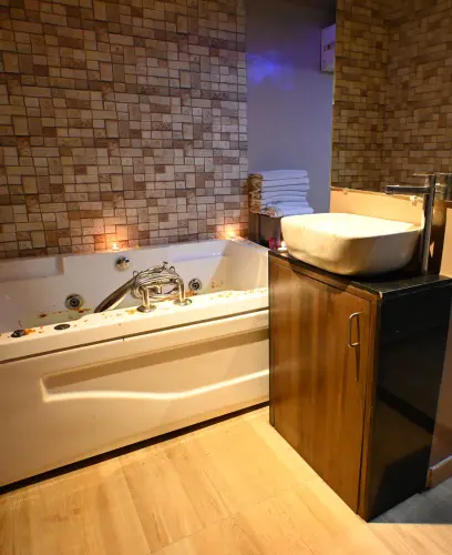 massage spa Sambhaji Nagar, body massage in Sambhaji Nagar, massage in Sambhaji Nagar